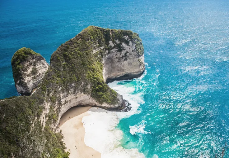 Kelingking Beach from the cliffs, Nusa Penida