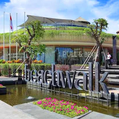 The entrance of Beachwalk mall, Kuta